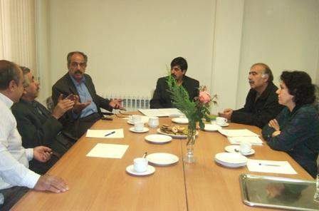 شرکت در جلسه هیات مدیره سرای سالخوردگان زرتشتی و بررسی چگونگی عملکرد این مرکز رفاهی
